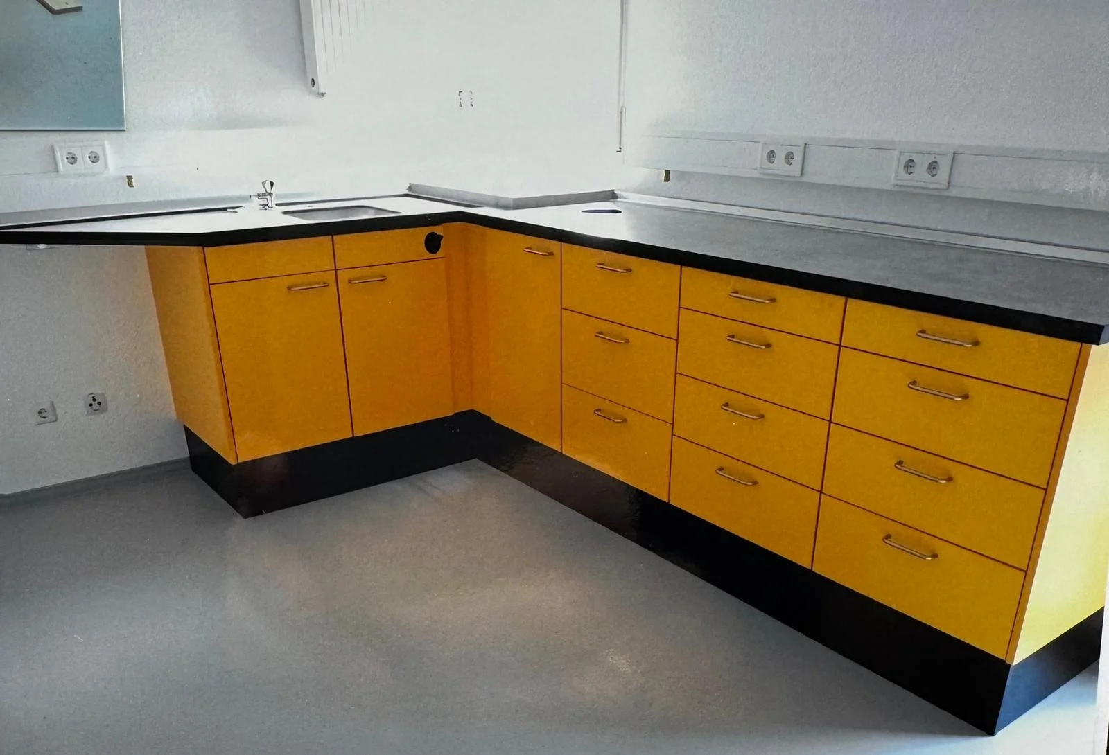 Dental Ästhetik Eberhardt GmbH 